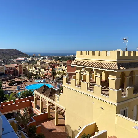 Апартаменты Amazing Penthouse Лос Кристианос